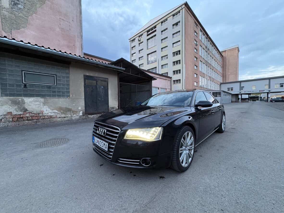 Audi A8 - 13