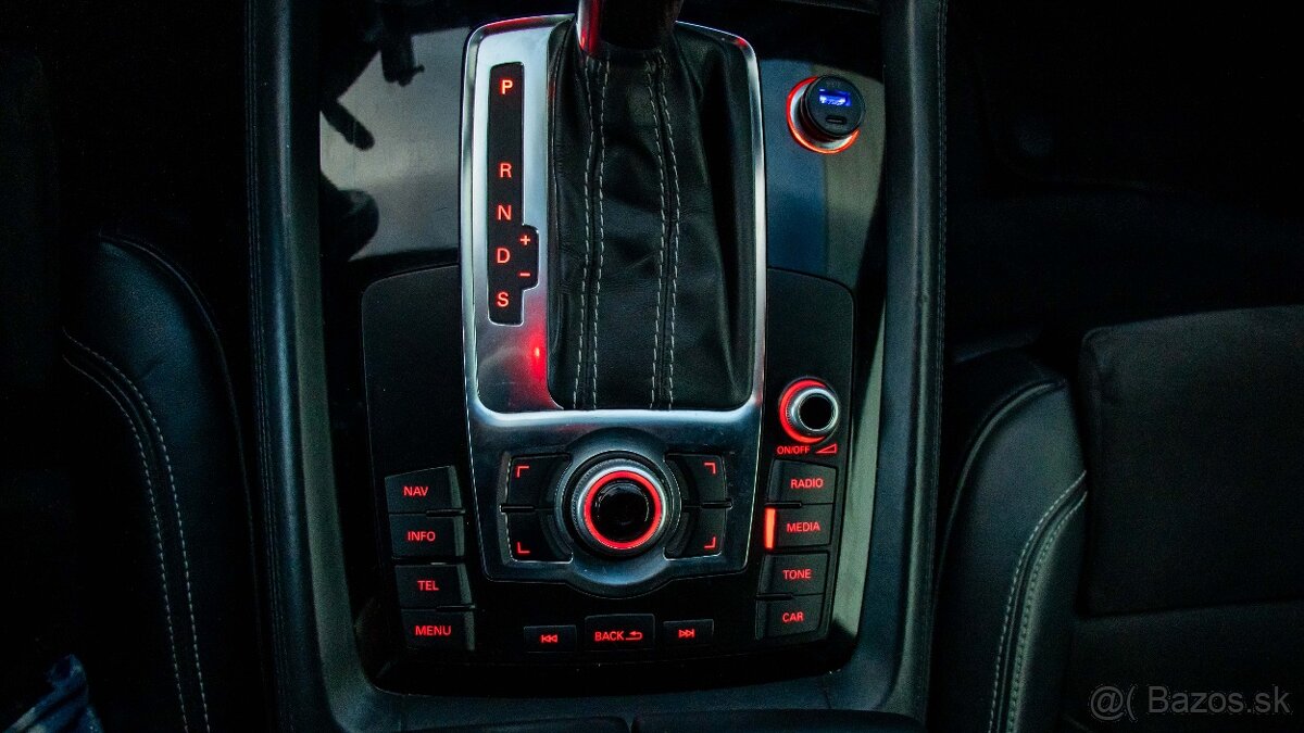 Audi Q7 3.0TDI quattro tiptronic - 13