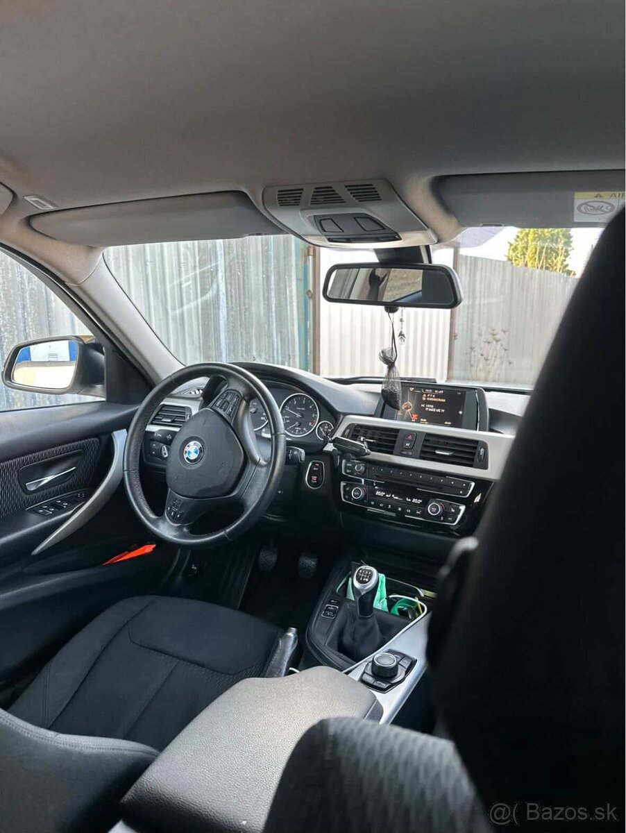 BMW F30 - 13