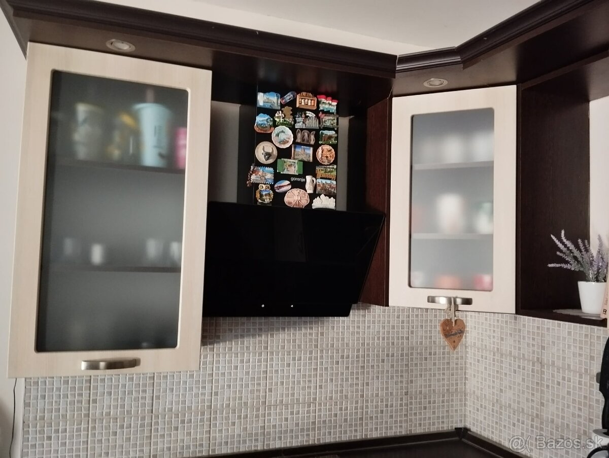 Kuchynská linka - 13