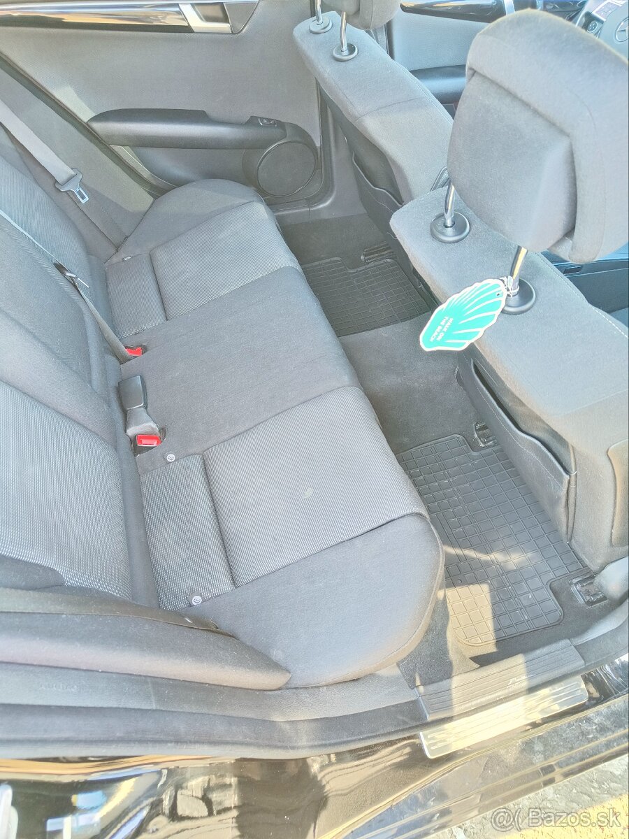 Mercedes-Benz s204 220CDI 2011 - 13