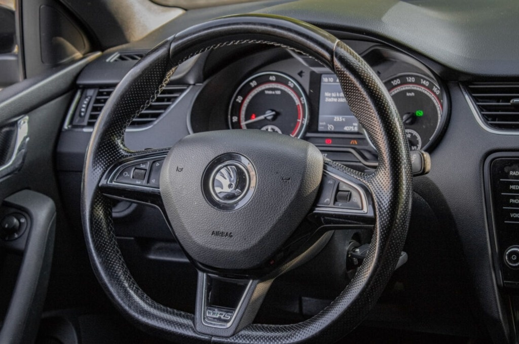 Škoda Octavia Combi 2.0 TSI RS DSG - 13