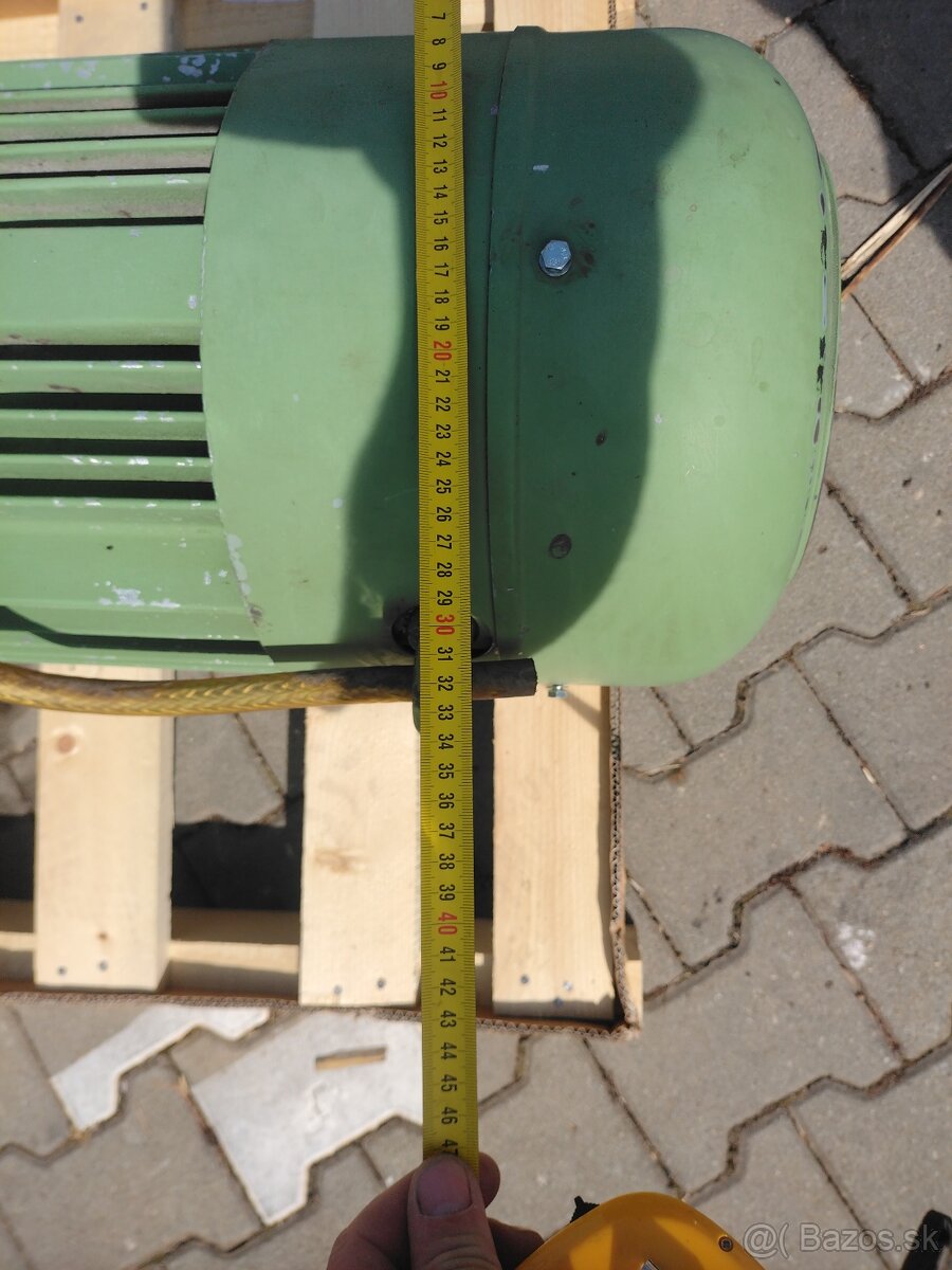 Samoregulační generátor EME DR 160/25-4TS - 13