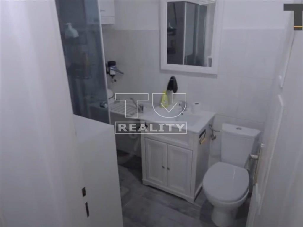 VÝBORNÁ CENA - Na predaj 3i rodinný dom v centre Levíc - 13