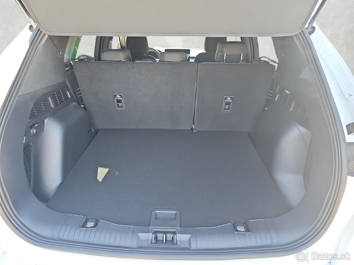 Ford Kuga 2.5 FHEV ST-Line ODPOČET DPH - ZĽAVA 25.4% - 13