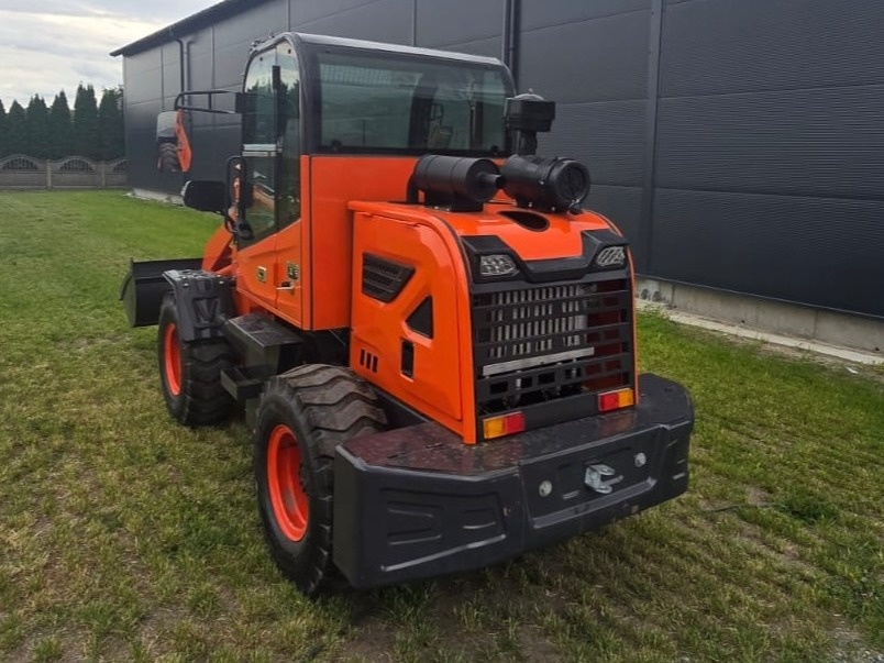 Kolový nakladač Machpro MP-L300 - 13