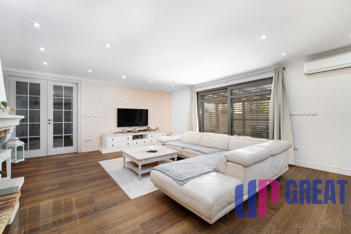 Na predaj exkluzívny rodinný dom s bazénom, SENICA - 13