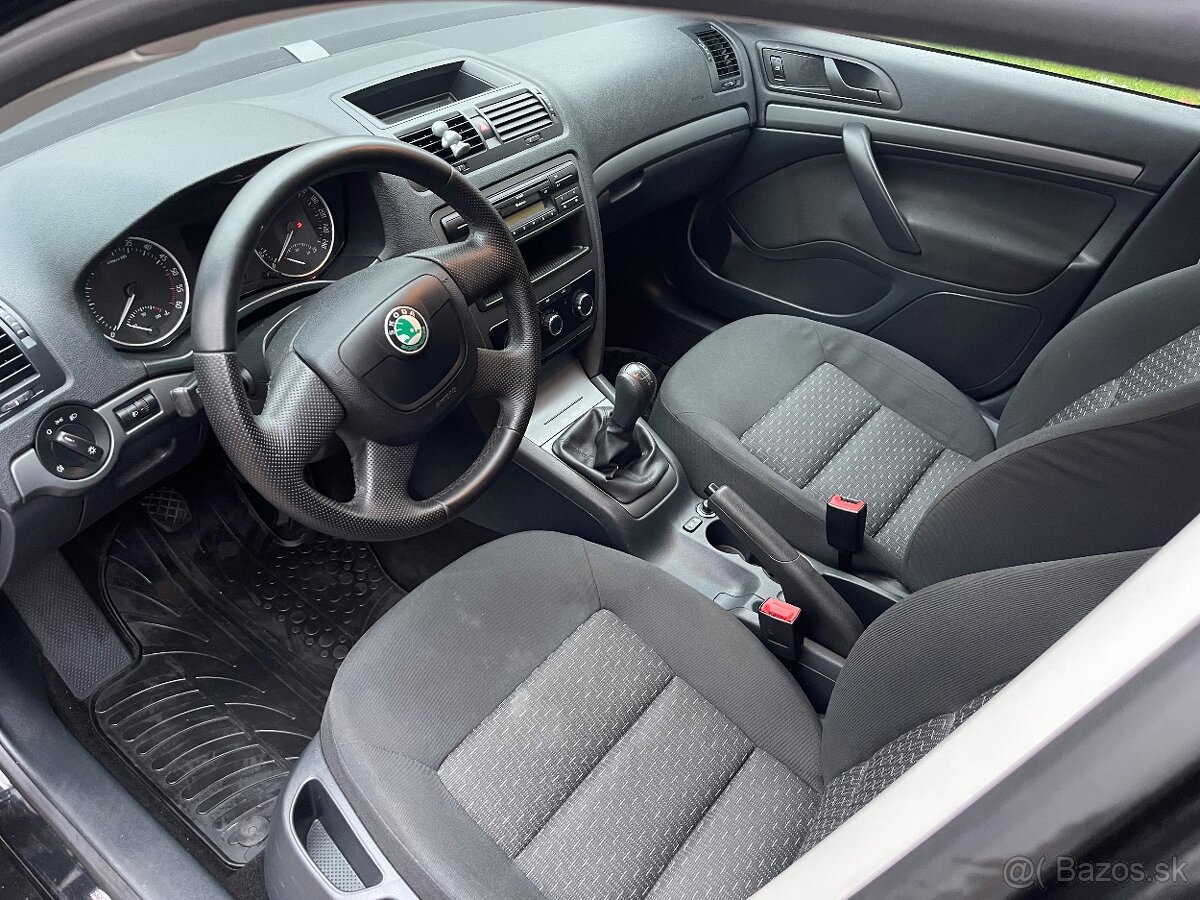Škoda Octavia II 1.6 TDi Combi - 13
