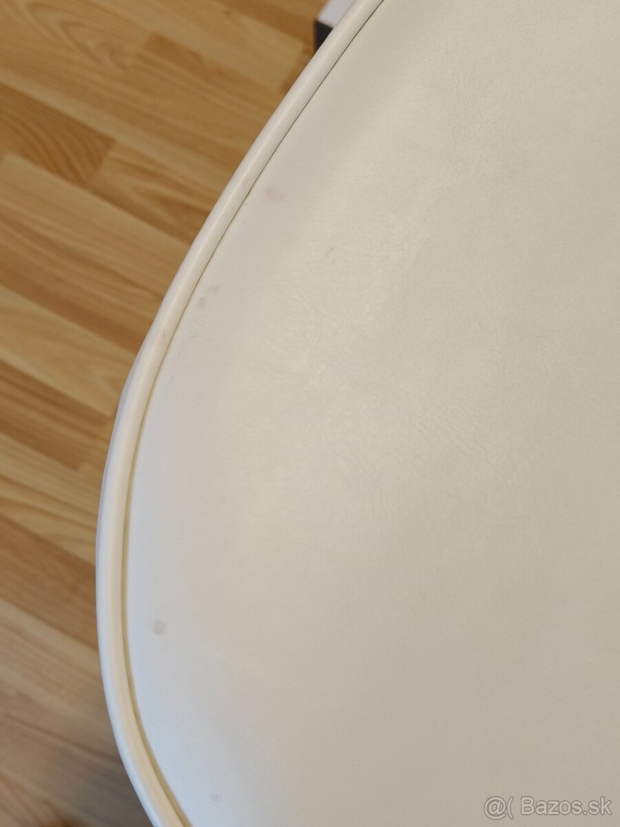 Pedikérske kreslo - 13