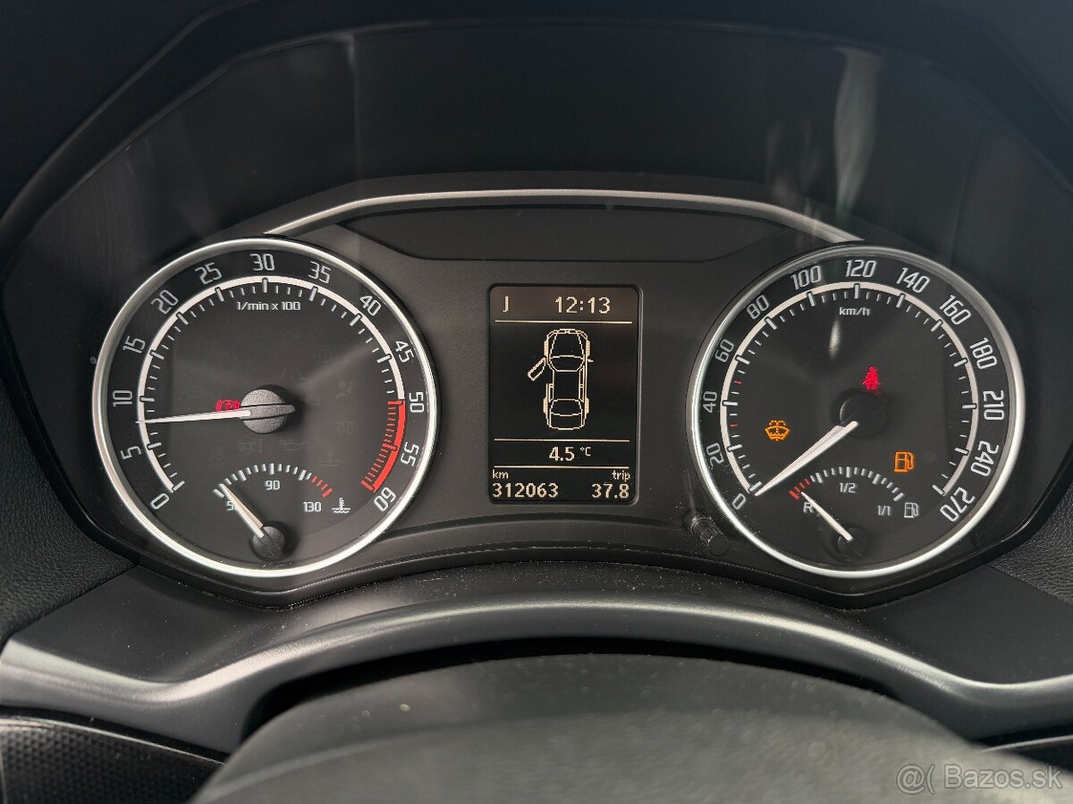 Škoda Octavia Combi 2.0 TDI CR DPF RS - 13