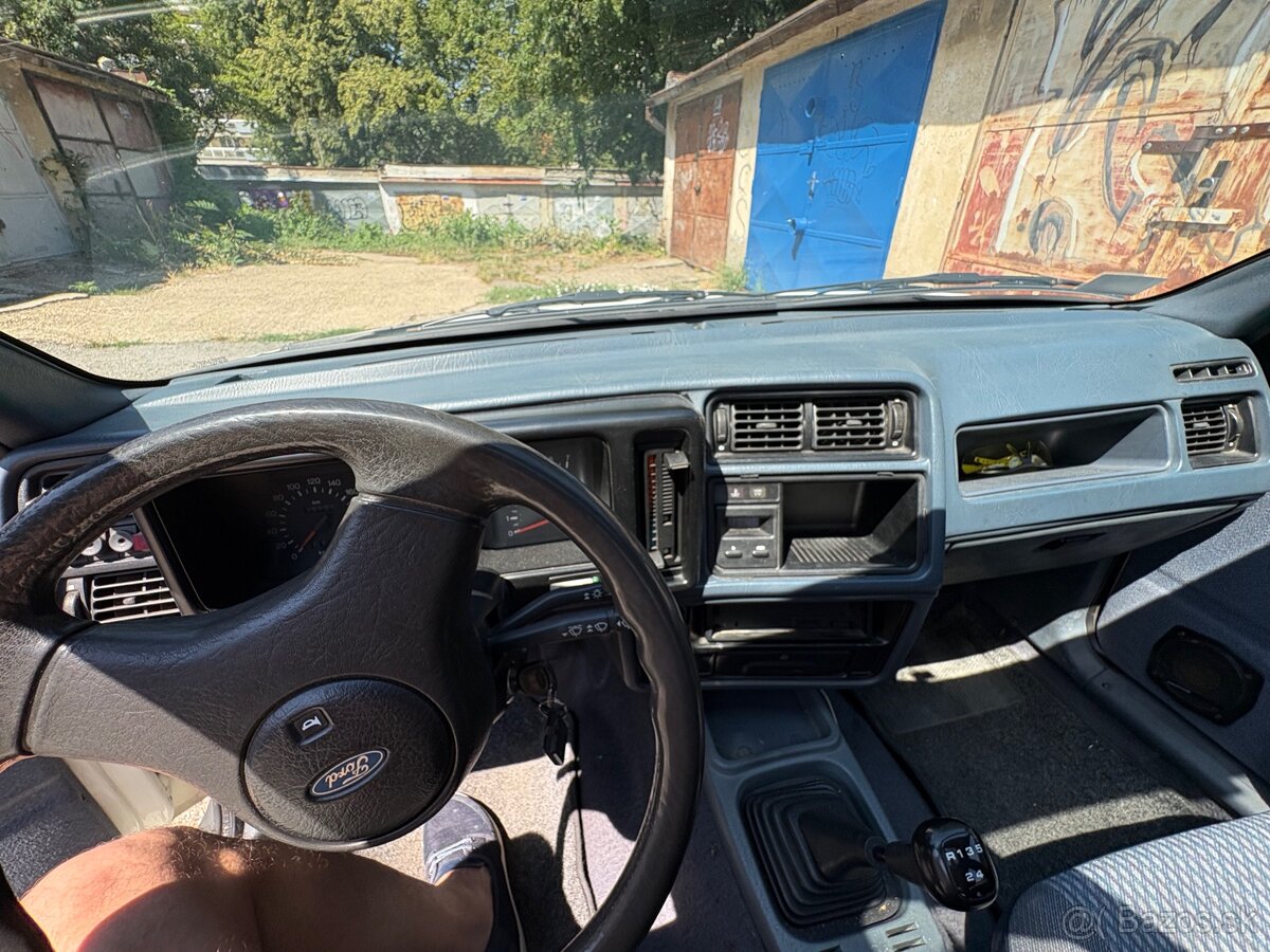 Ford Sierra - 13