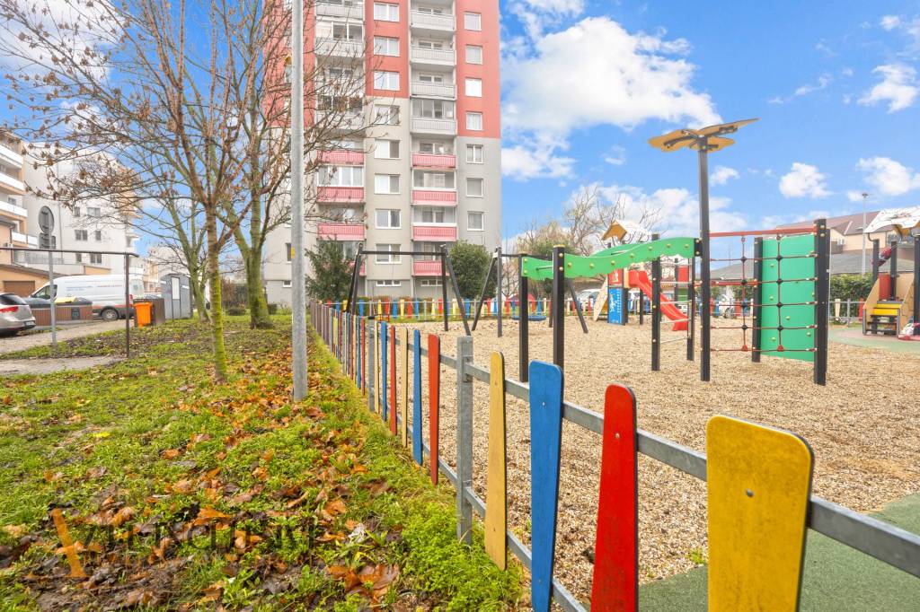 ALL INCLUSIVE | NA PREDAJ 3-IZBOVÝ BYT S BALKÓNOM A PIVNICOU - 13