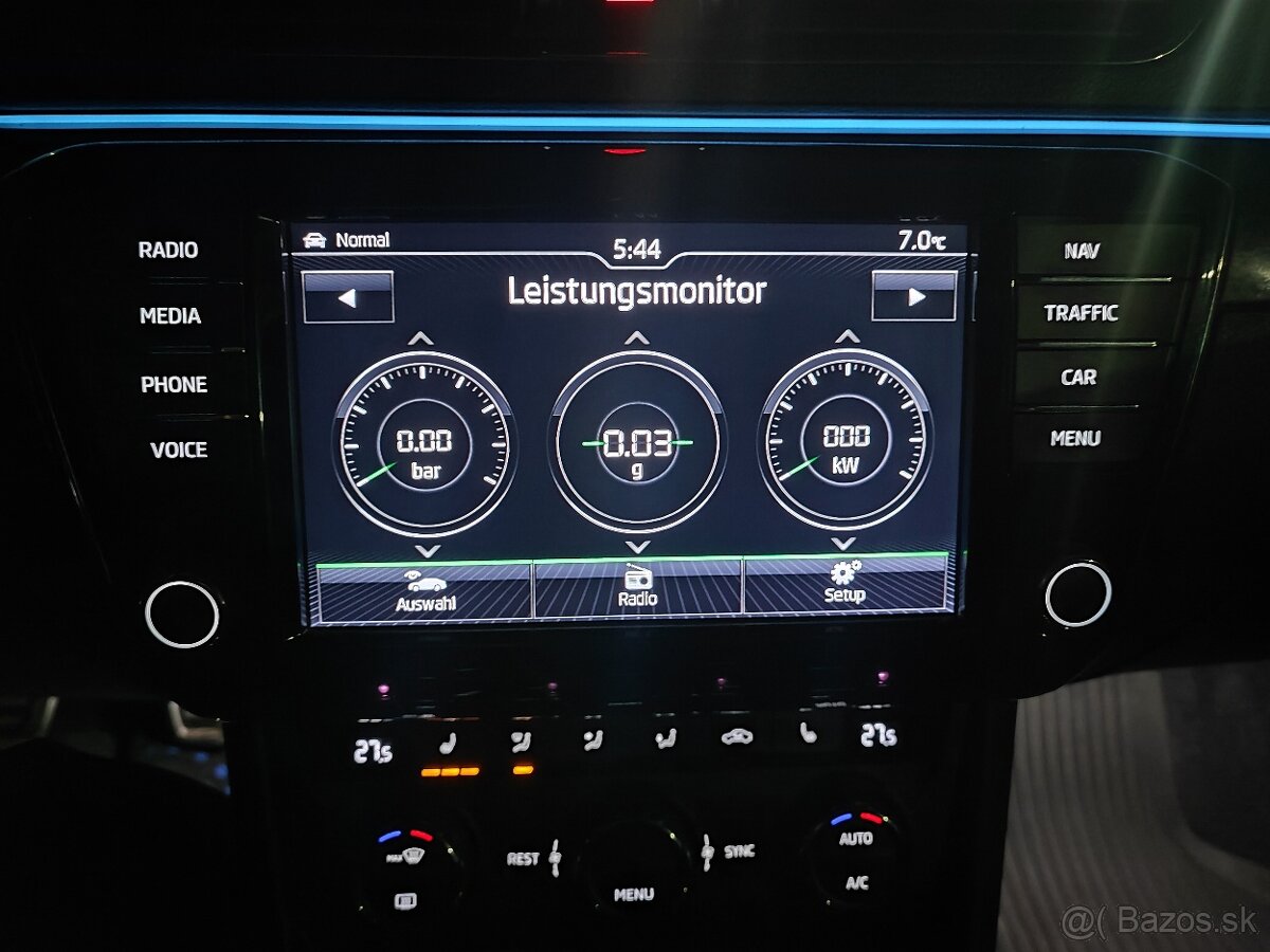 Skoda Superb Combi Sportline 2.0 TDI - 13