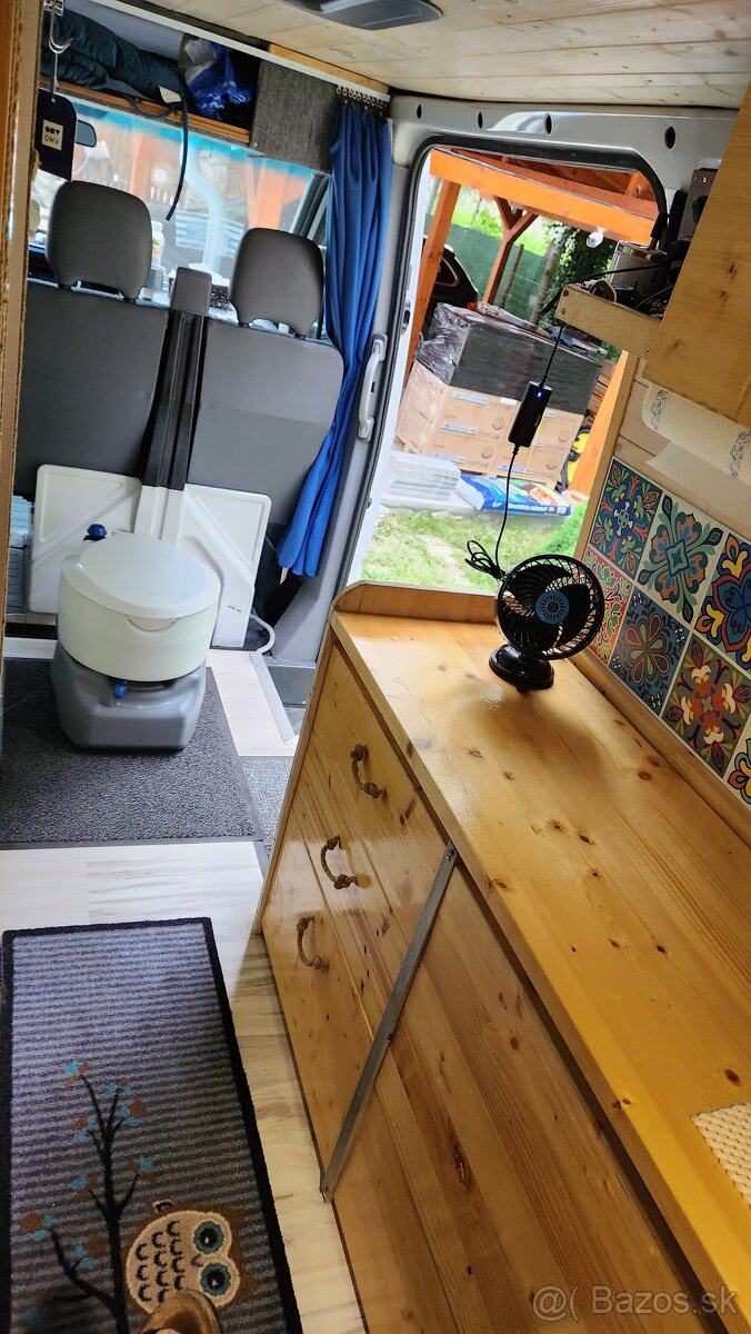 Camper - obytné auto - 13