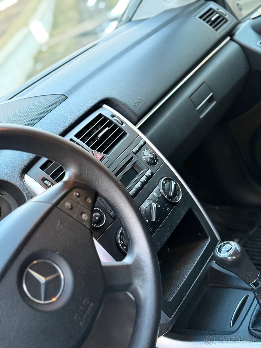 Mercedes B150, 2007 - 13