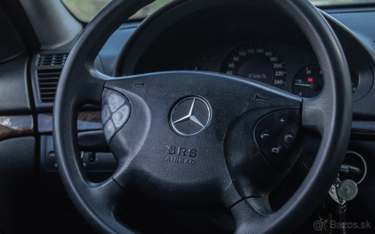 Mercedes E200 W211 90kw - 13