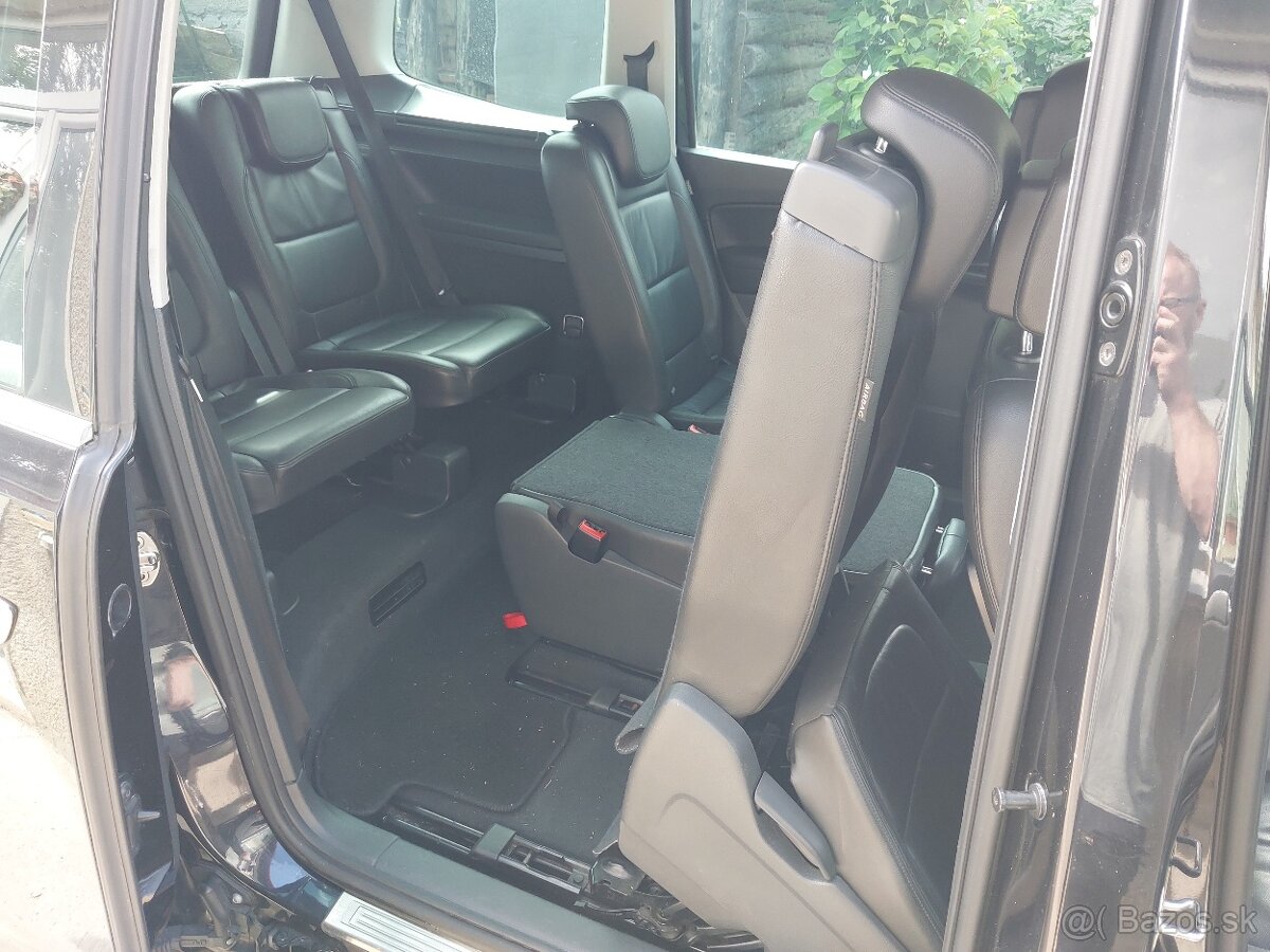 Rozpredám Volkswagen Sharan 7N - 13