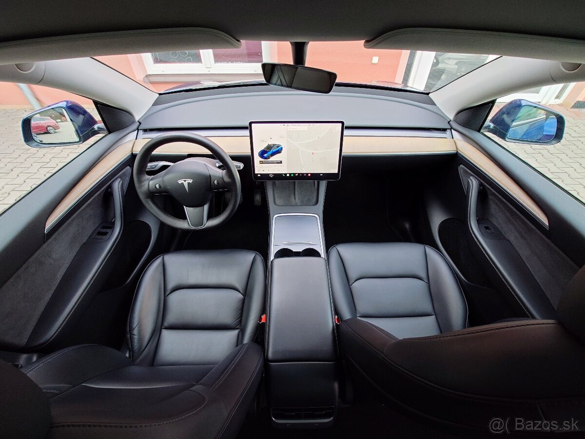Tesla Model Y 2021 Long Range Dual Motor - 378 kW - 13