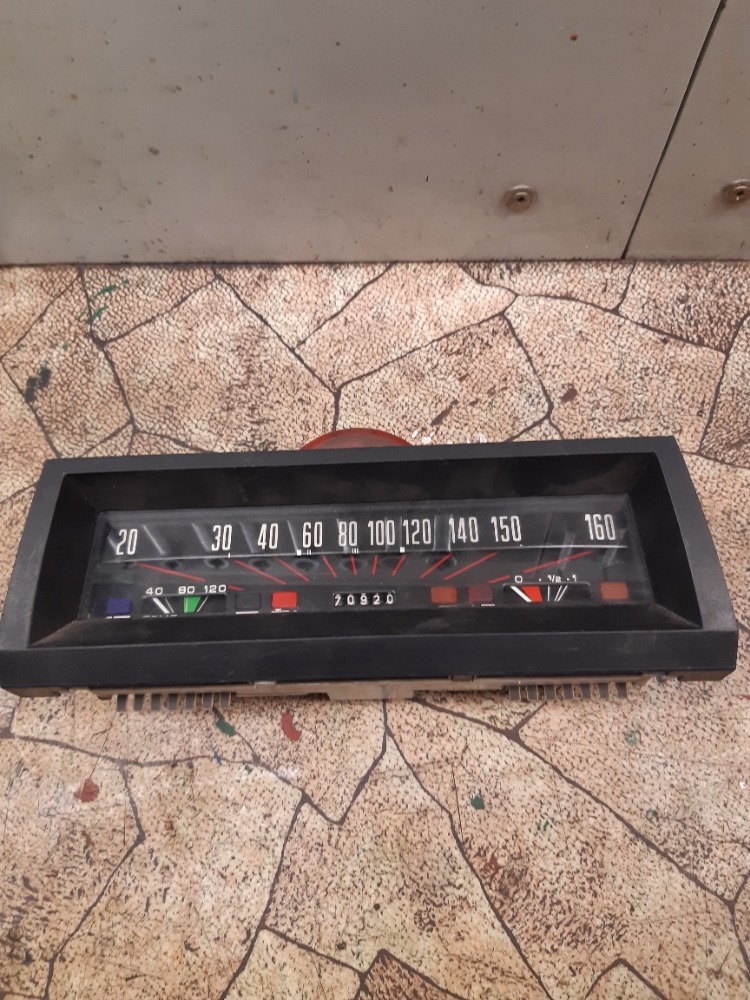 Škoda 100 - 110 plast ,přisl .. nd -- - 13