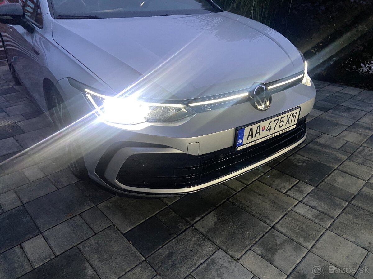 VW GOLF VARIANT VIII R-LINE 2.0TDI AUT PANO ALU 18” - 13
