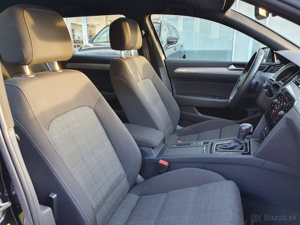 VW Passat B8 Variant 2.0TDI 110kW R-line - záruka Autodraft - 13