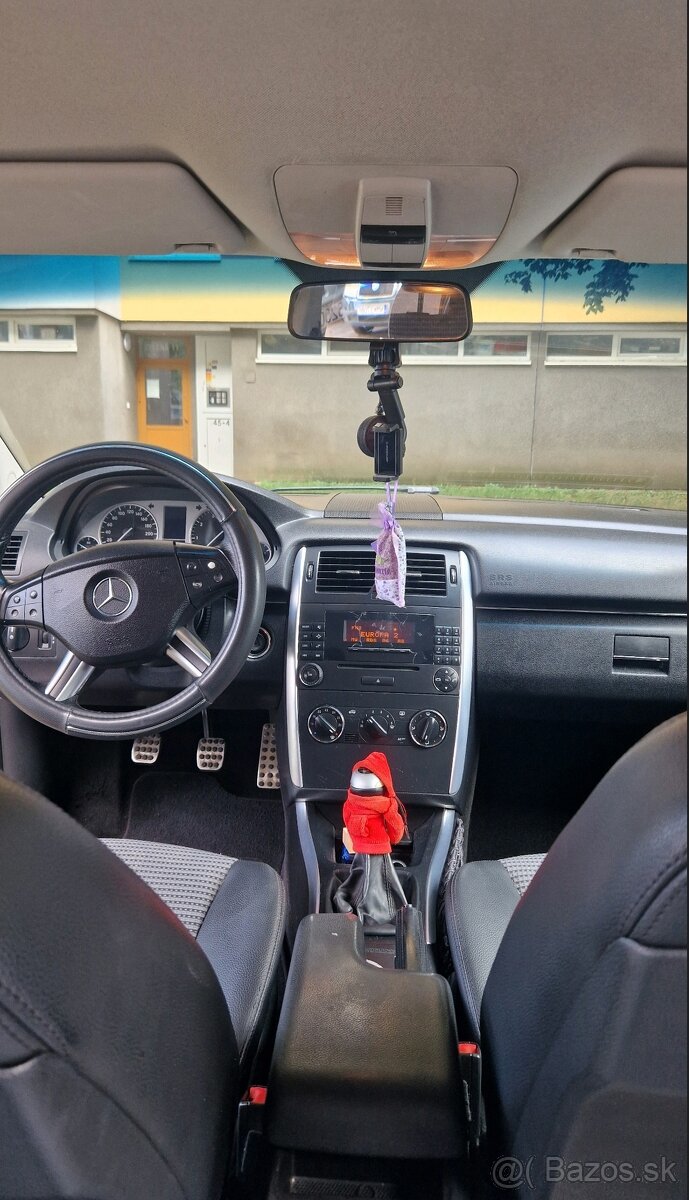 Predám svoje obľúbené auto - 13