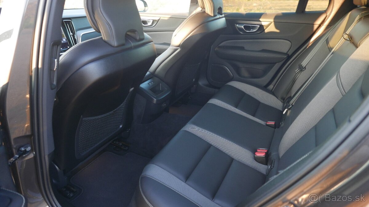 Volvo V60 B4 Diesel Plus 145kw - 13