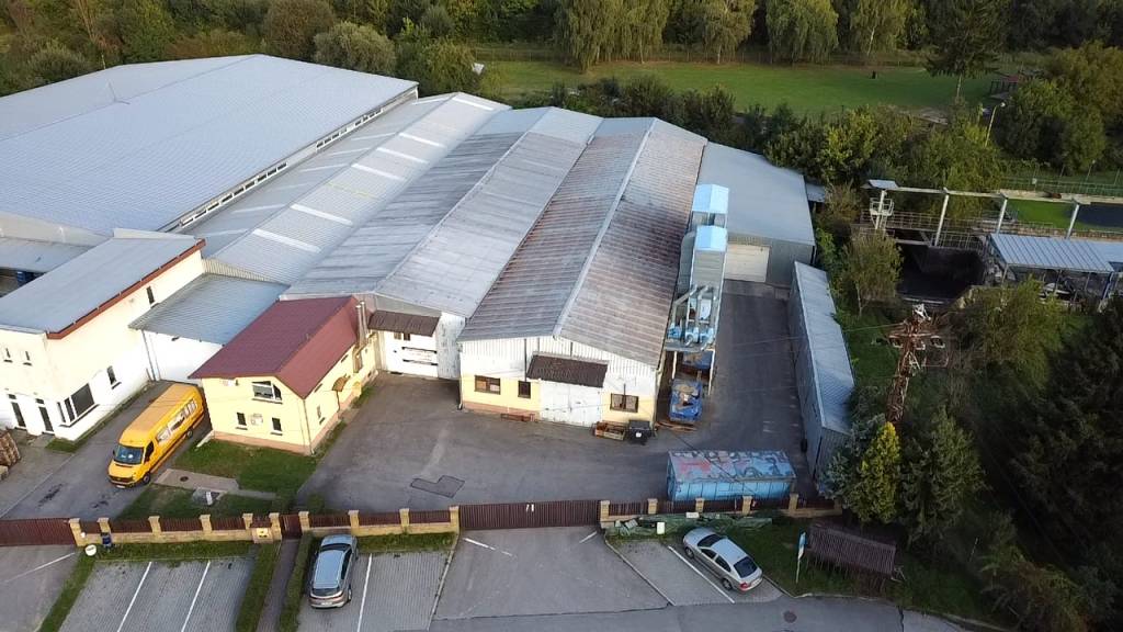 •PREDAJ•Areál s výrobnou halou a zázemím v Dubnici nad Váhom - 13