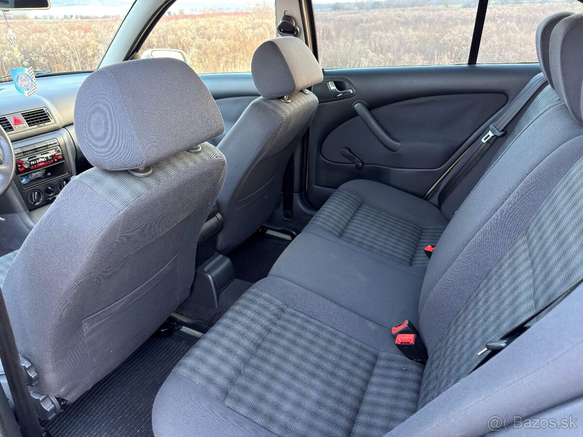 Predám Škoda Octavia Tour 1.6 MPI (75kw), 2005 - 13