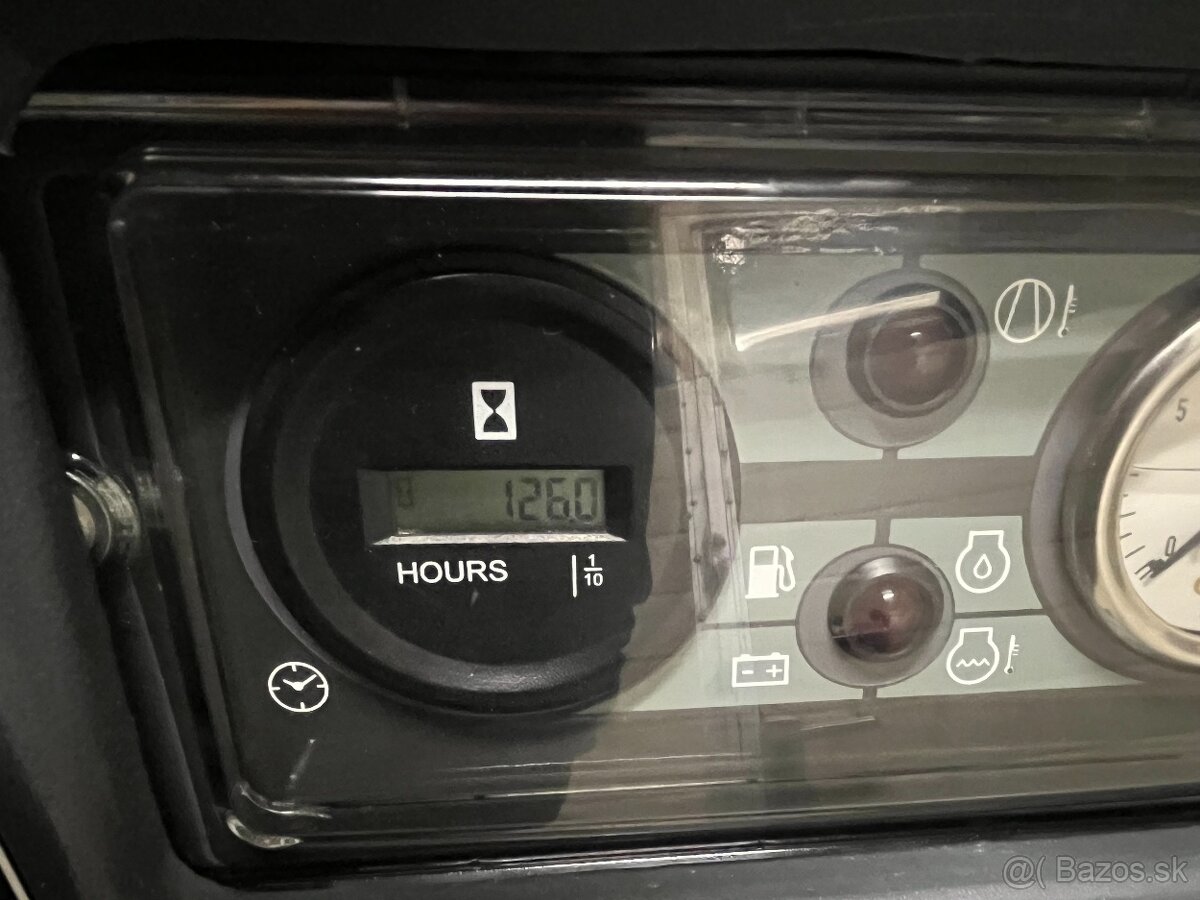 Kompresor skrutkový Atlas Copco XAS 48, Doosan Compair - 13