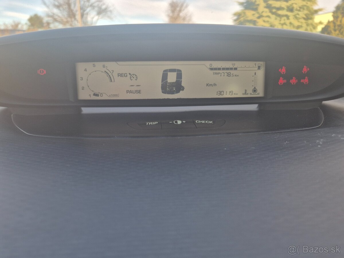 Citroen C4 - 13