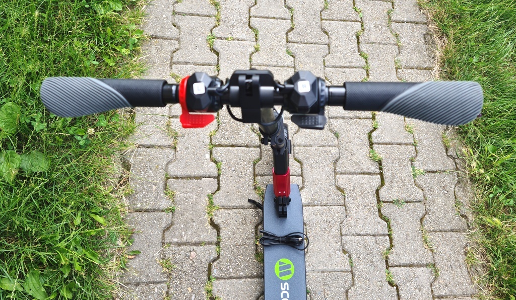 Predám skladaciu kolobežku elektrickú - - 13