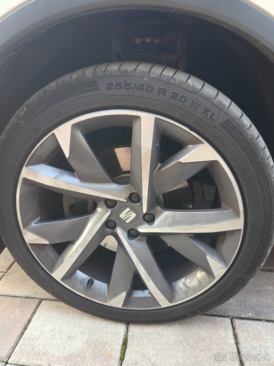 Seat Tarraco FR 1.4 plug in hybrid - 13