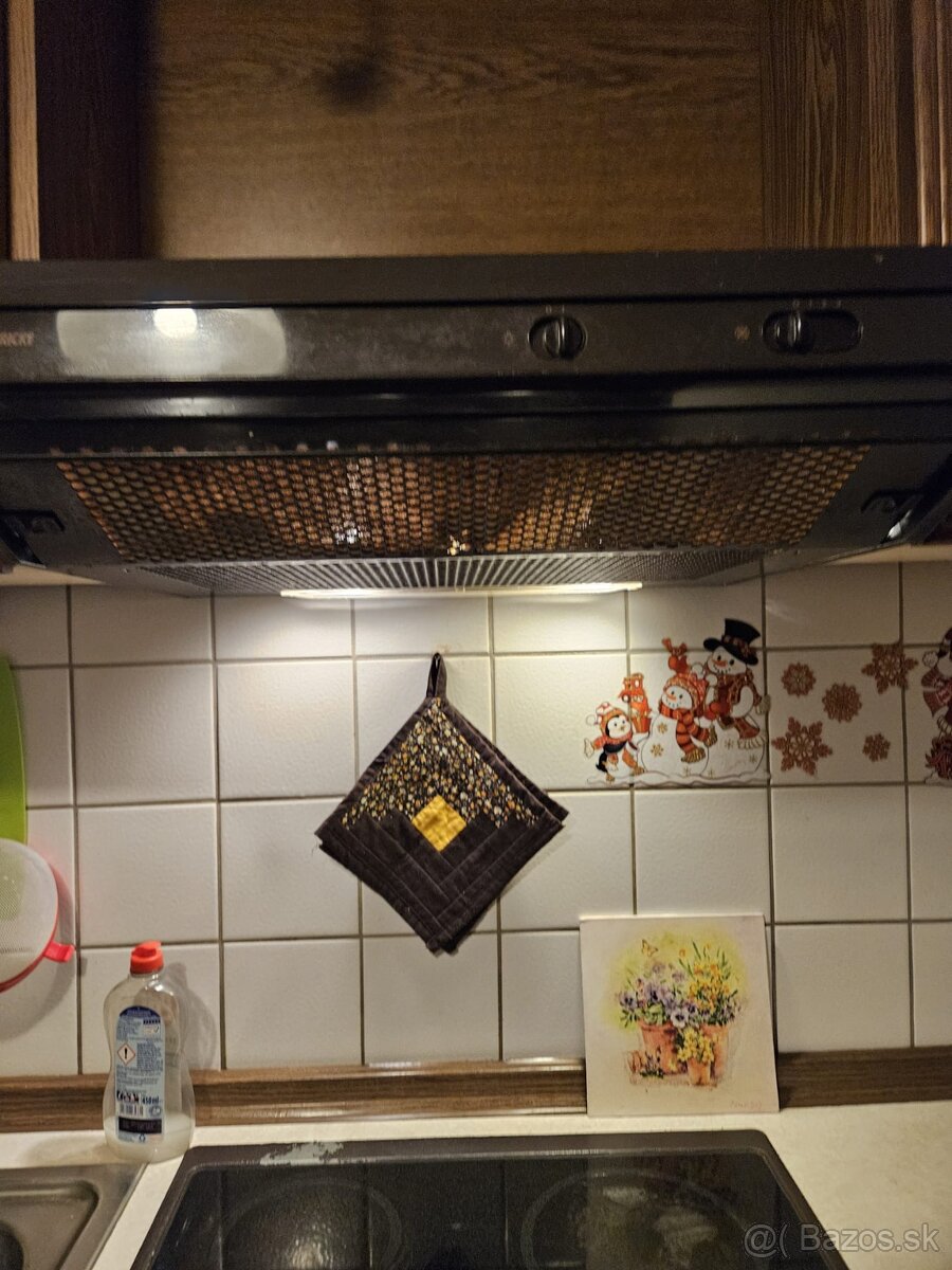 Kuchynská linka – SKLADOM - 13