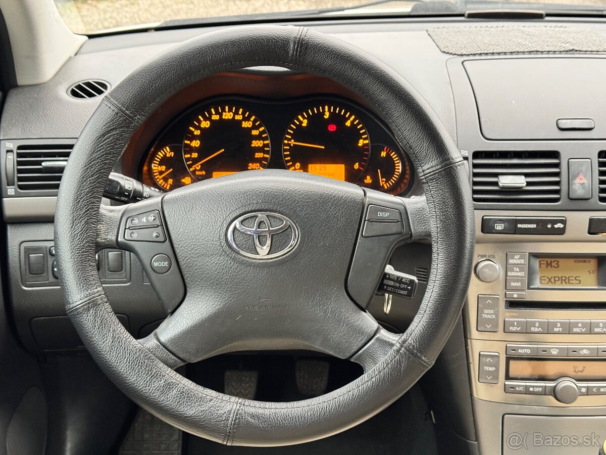 Toyota Avensis 2.0 D-4D Sol Technical - 13