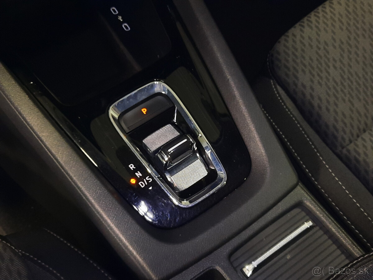 Škoda Octavia Combi 2.0 TDI SCR Ambition DSG - 13