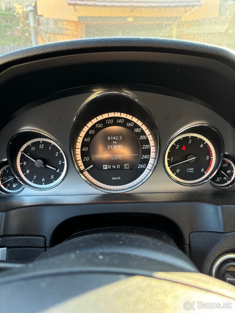 Mercedes Benz Coupe- E 350 CDI - 13