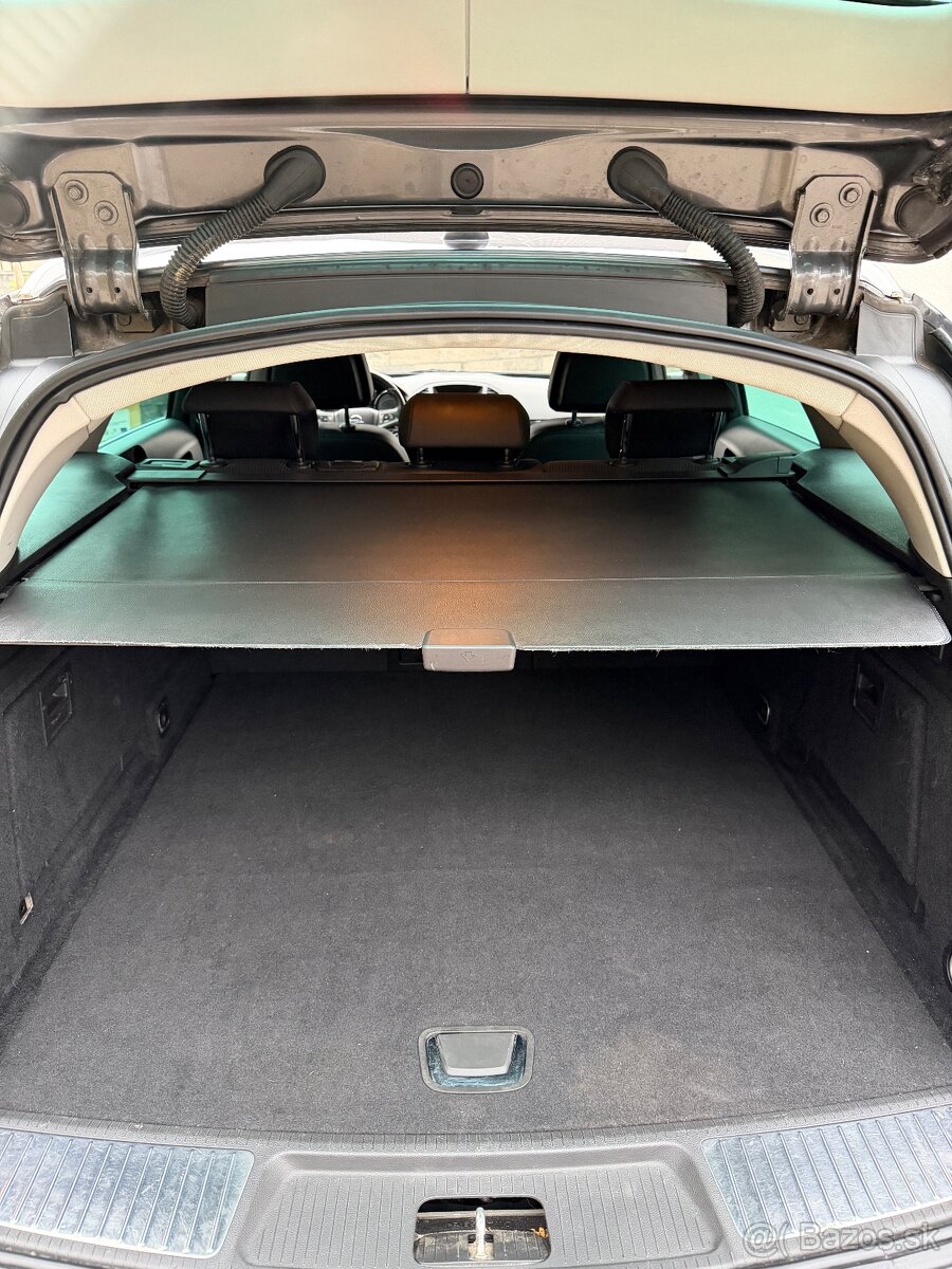 OPEL INSIGNIA SPORTS TOURER SW / 2,0 DIESEL MANUÁL - 13