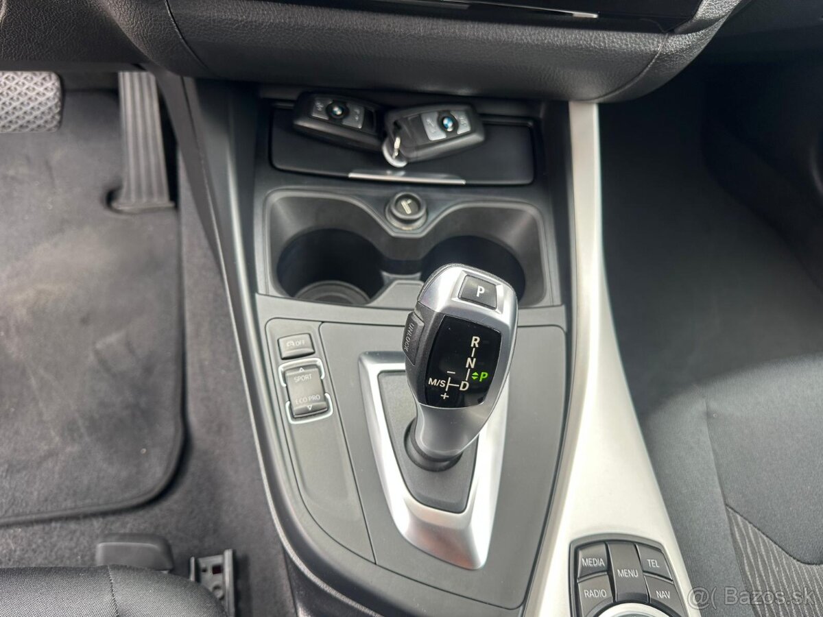 BMW Řada 1 118D, 2.0D, 110KW - 13