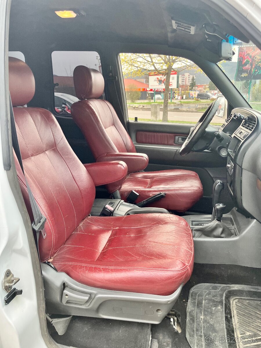 Predám / Vymením Isuzu Trooper 3.0 DTi - 13