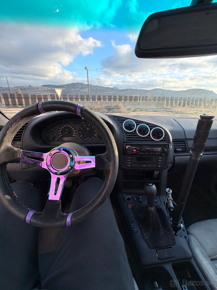 BMW e36 coupe m54b30 - 13