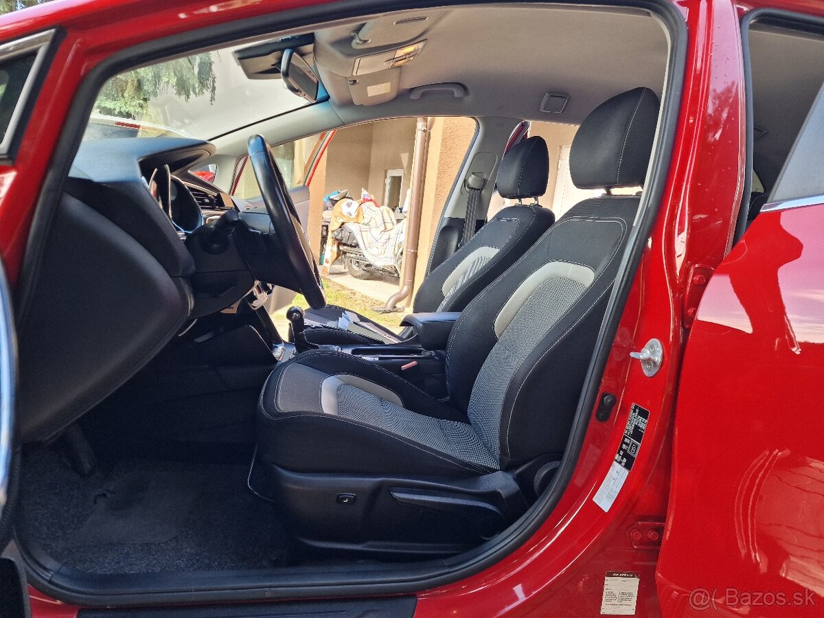 KIA Ceed SW 1.6 CRDi VGT 136k Automat Platinum (diesel) - 13