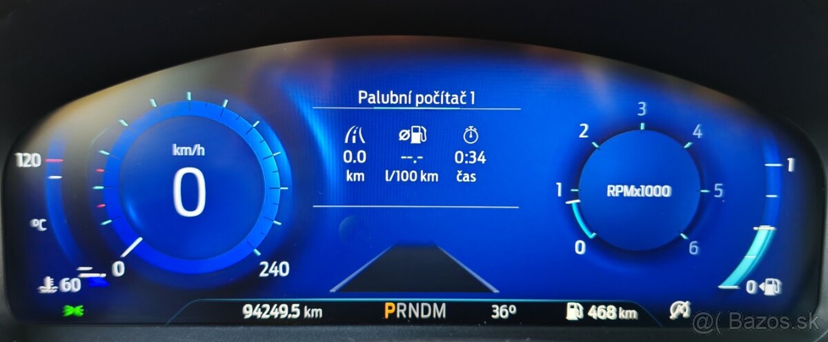 Ford Focus Kombi 1.5 TDCi EcoBlue ST-Line A/T//AJ NA SPLÁTKY - 13