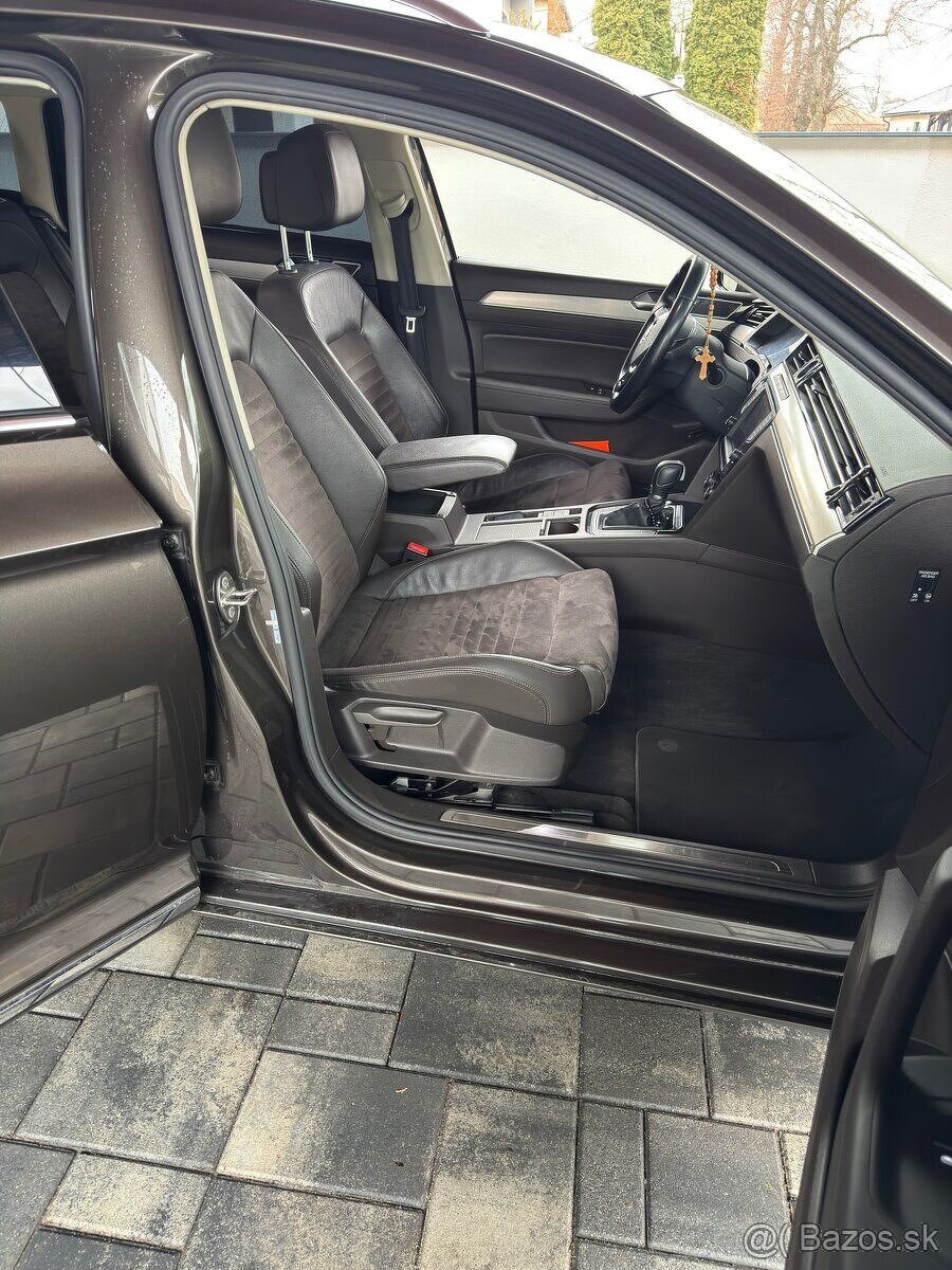 Volksvagen B8 Highline, Virtual cockpit, Možný odpočet DPH - 13