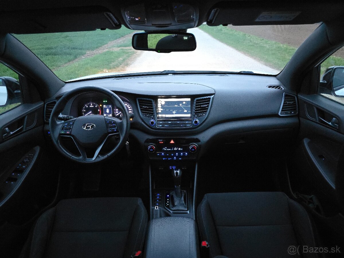 🚗 Hyundai Tucson 1.7 CRDi (2018) - 13