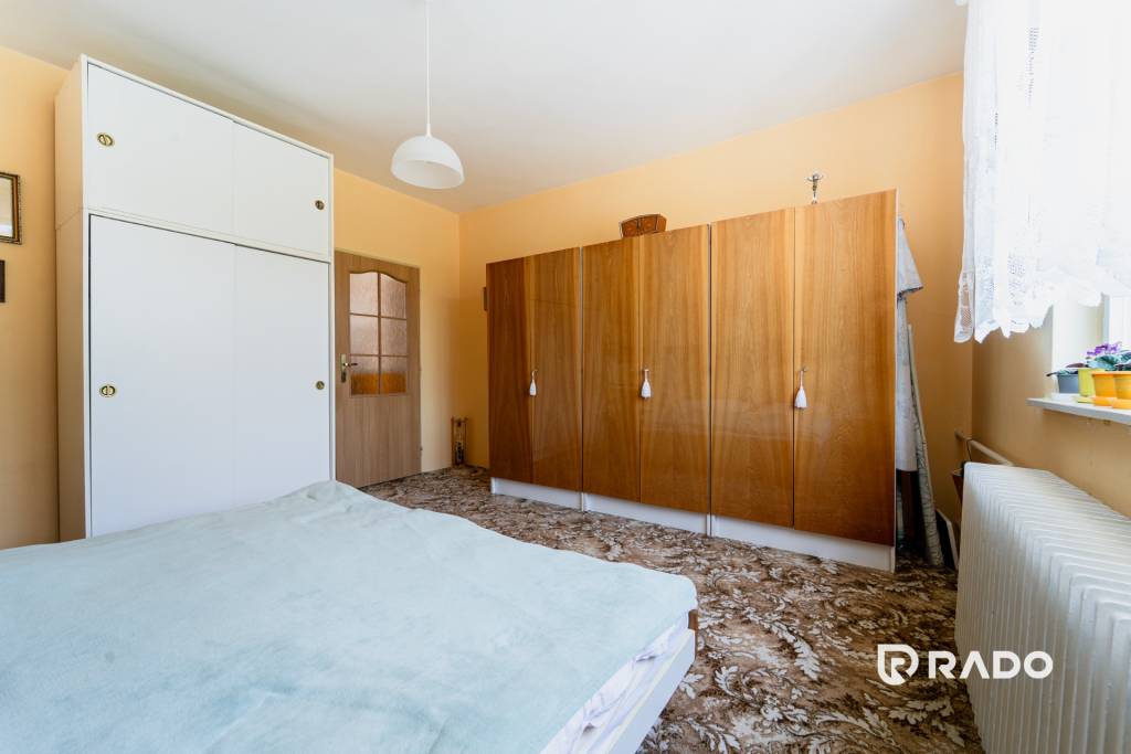 RADO | 8i RD s dvoma garážami a záhradou 974m2 | Zlatovce - 13