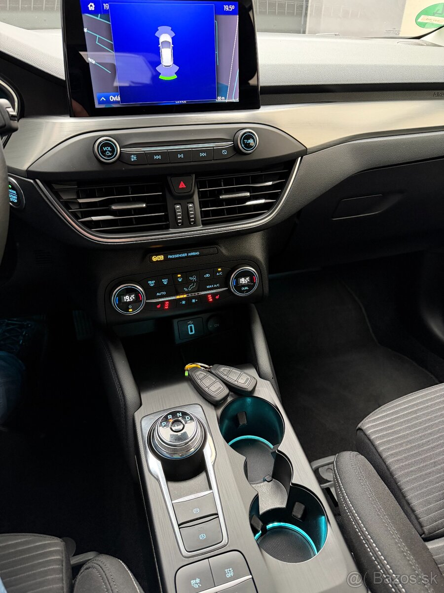 FORD FOCUS 1,5 ECOBLUE,TITANIUM, NAFTA, AUTOMAT, 3/2020 - 13