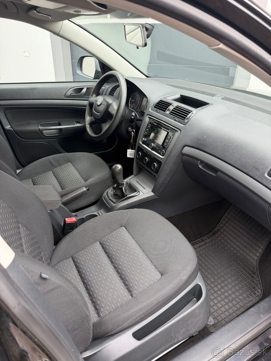 Škoda Octavia combi 2.0TDi - 13