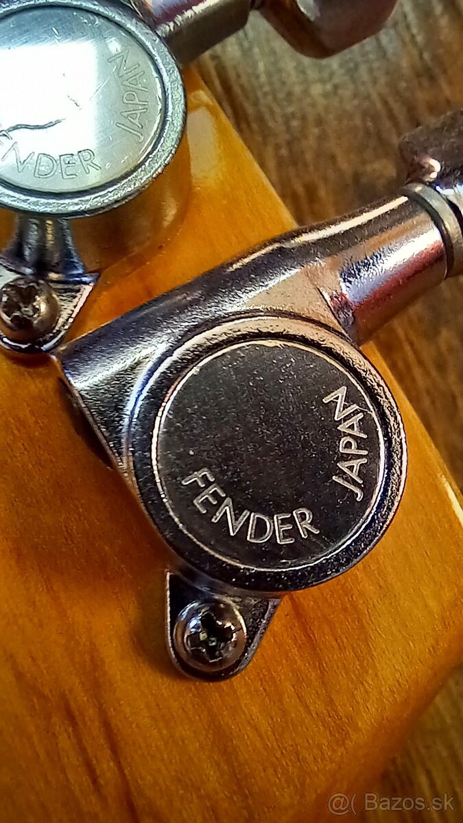 Fender Stratocaster SX - 13