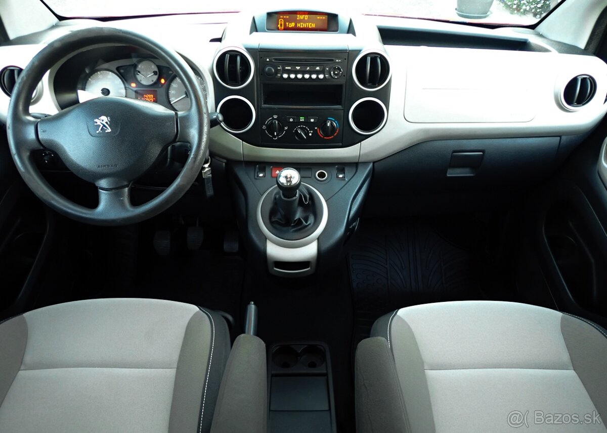 PEUGEOT PARTNER TEPEE 1.6 BENZIN 2013 - 147tis KM - 13